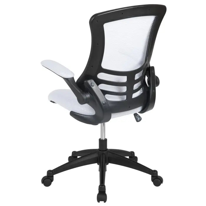 Chaise de bureau ergonomique pivotante à dossier mi-haut en maille blanche avec accoudoirs relevables